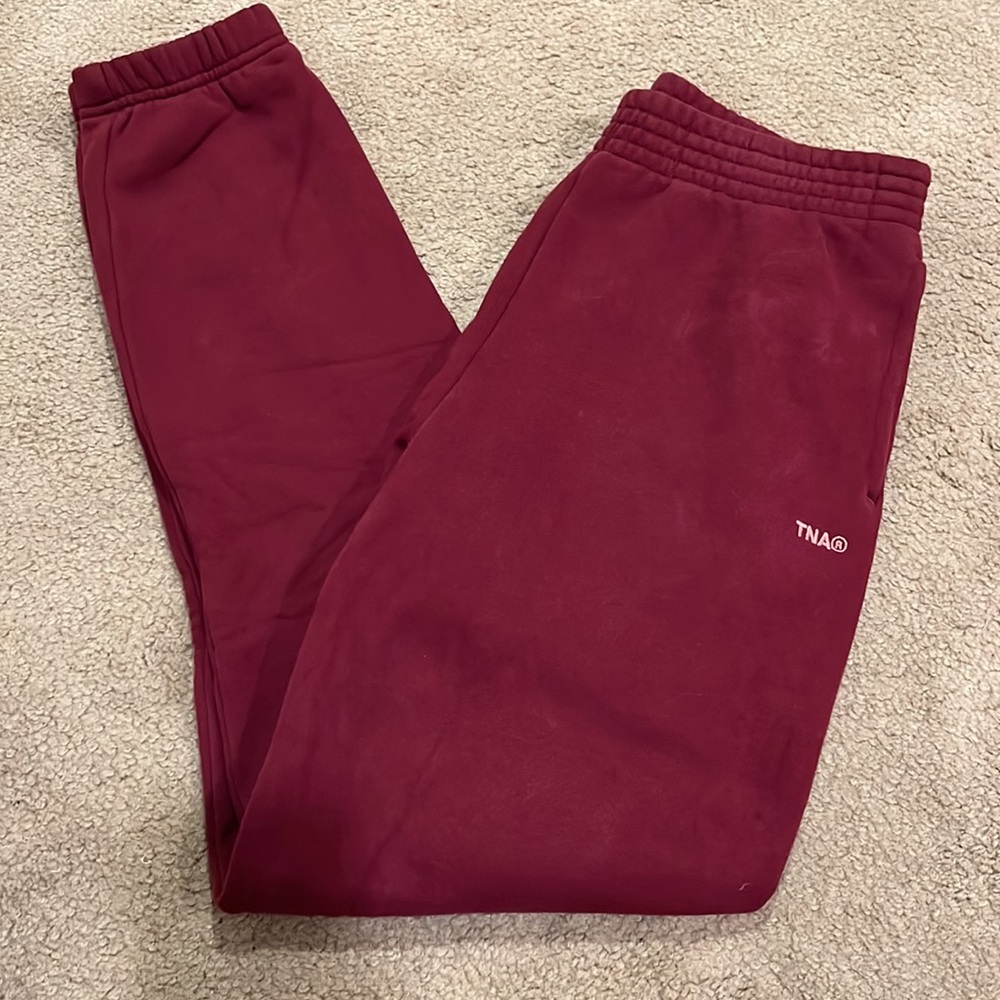 Womens TNA sweatfleece sweatpants.
